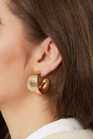 Runde Ohrringe mit Muster - Gold h5 Bild3